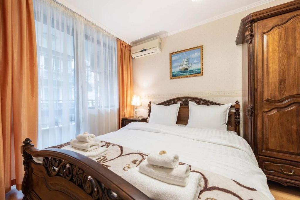 Vazov Residence , Two Bedroom Top Centre Apartment 바르나 외부 사진