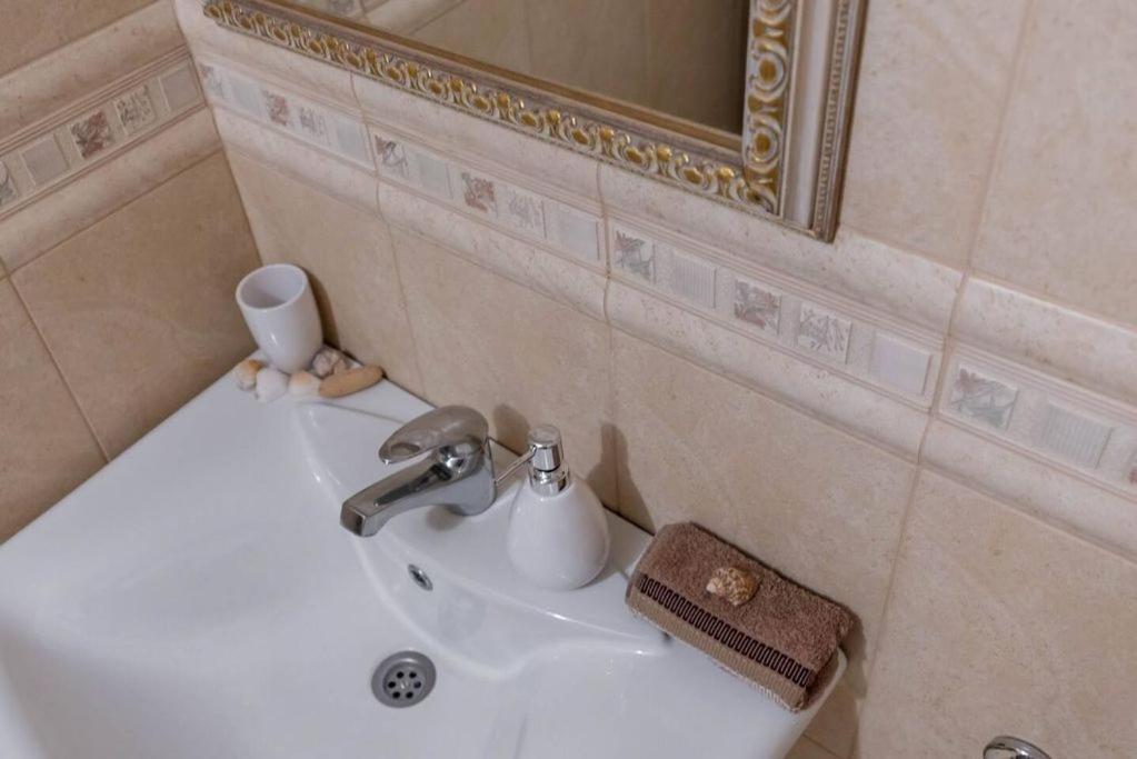 Vazov Residence , Two Bedroom Top Centre Apartment 바르나 외부 사진