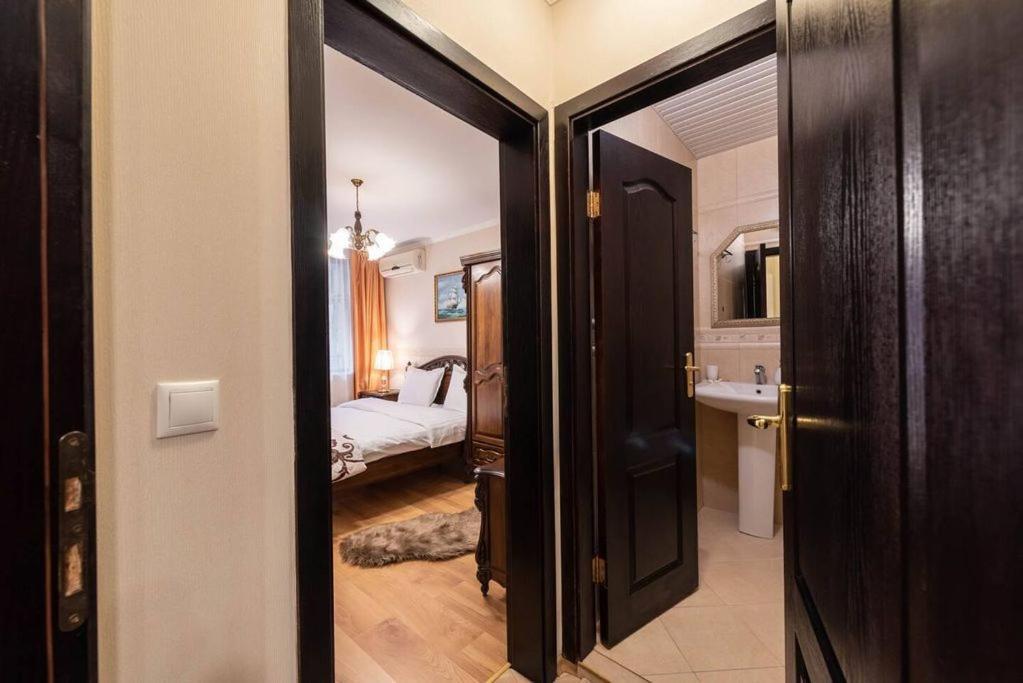 Vazov Residence , Two Bedroom Top Centre Apartment 바르나 외부 사진