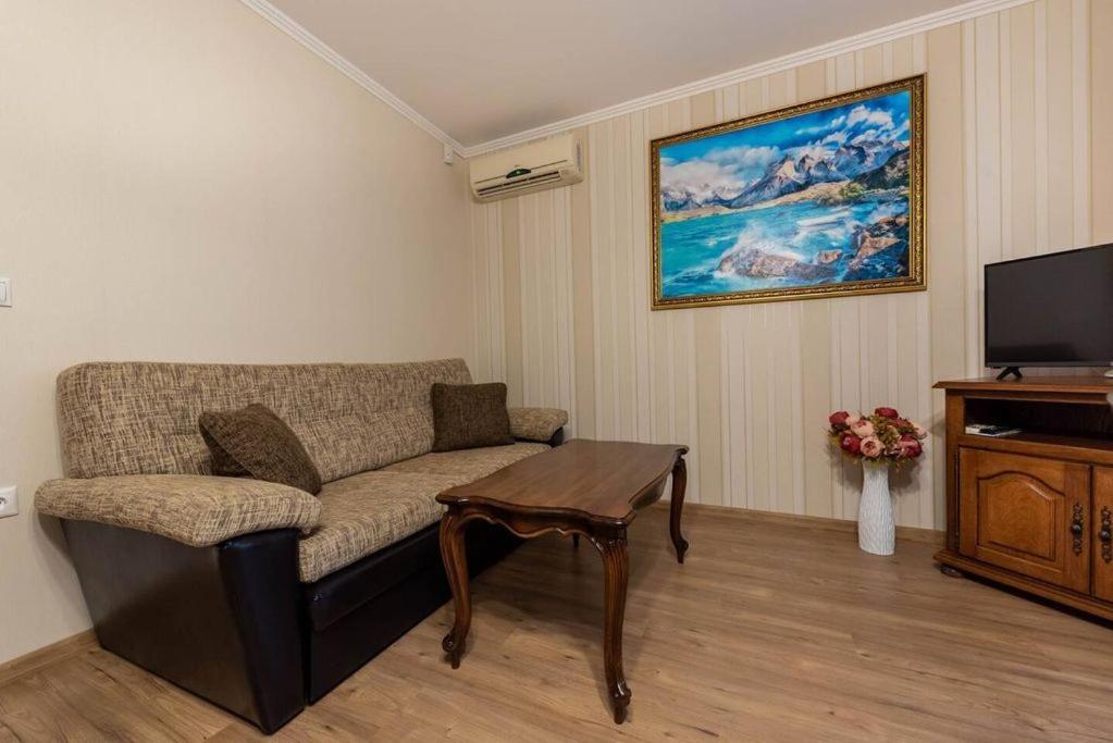 Vazov Residence , Two Bedroom Top Centre Apartment 바르나 외부 사진