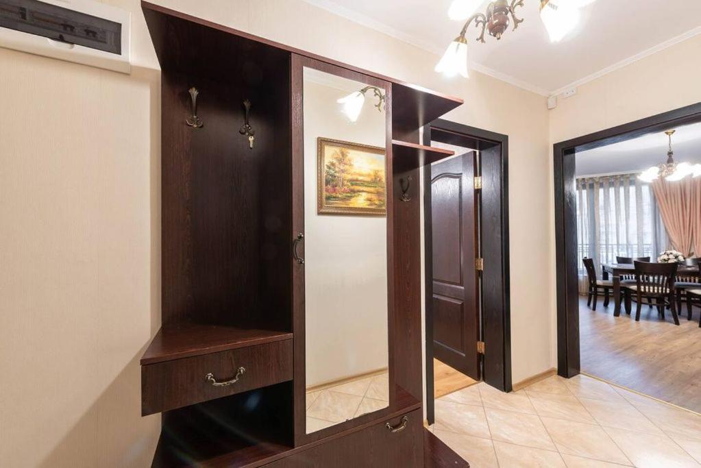 Vazov Residence , Two Bedroom Top Centre Apartment 바르나 외부 사진