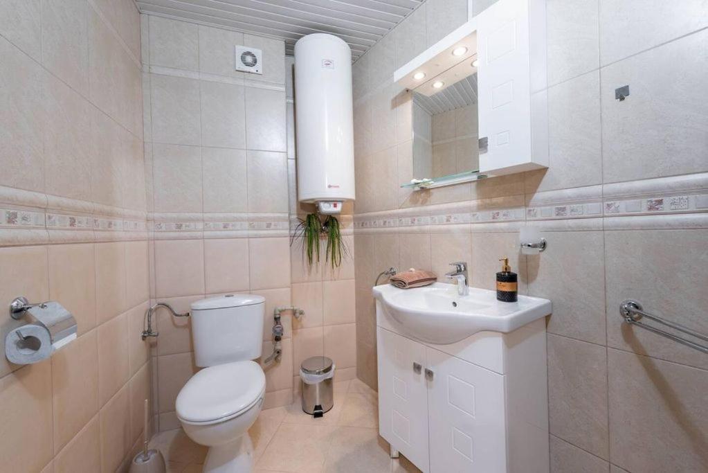 Vazov Residence , Two Bedroom Top Centre Apartment 바르나 외부 사진