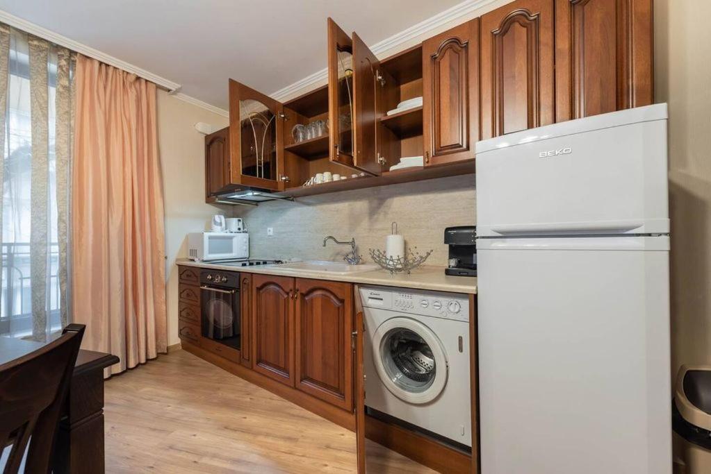 Vazov Residence , Two Bedroom Top Centre Apartment 바르나 외부 사진